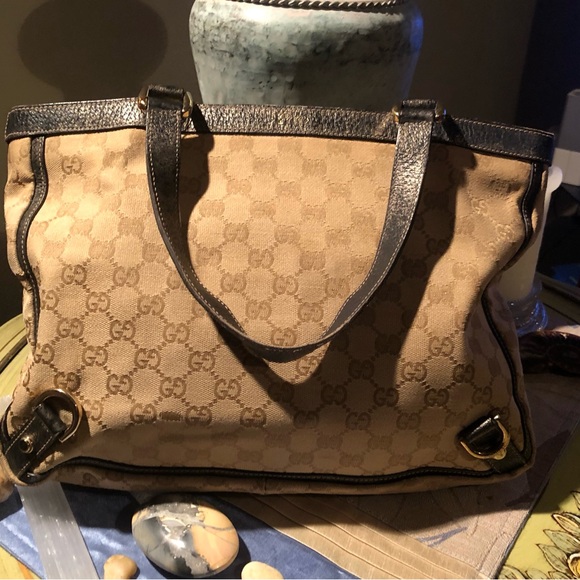 Authentic Gucci Shoulder bag/tote.  Rich beige tones with bronze tone trim.  EUC - Picture 2 of 16